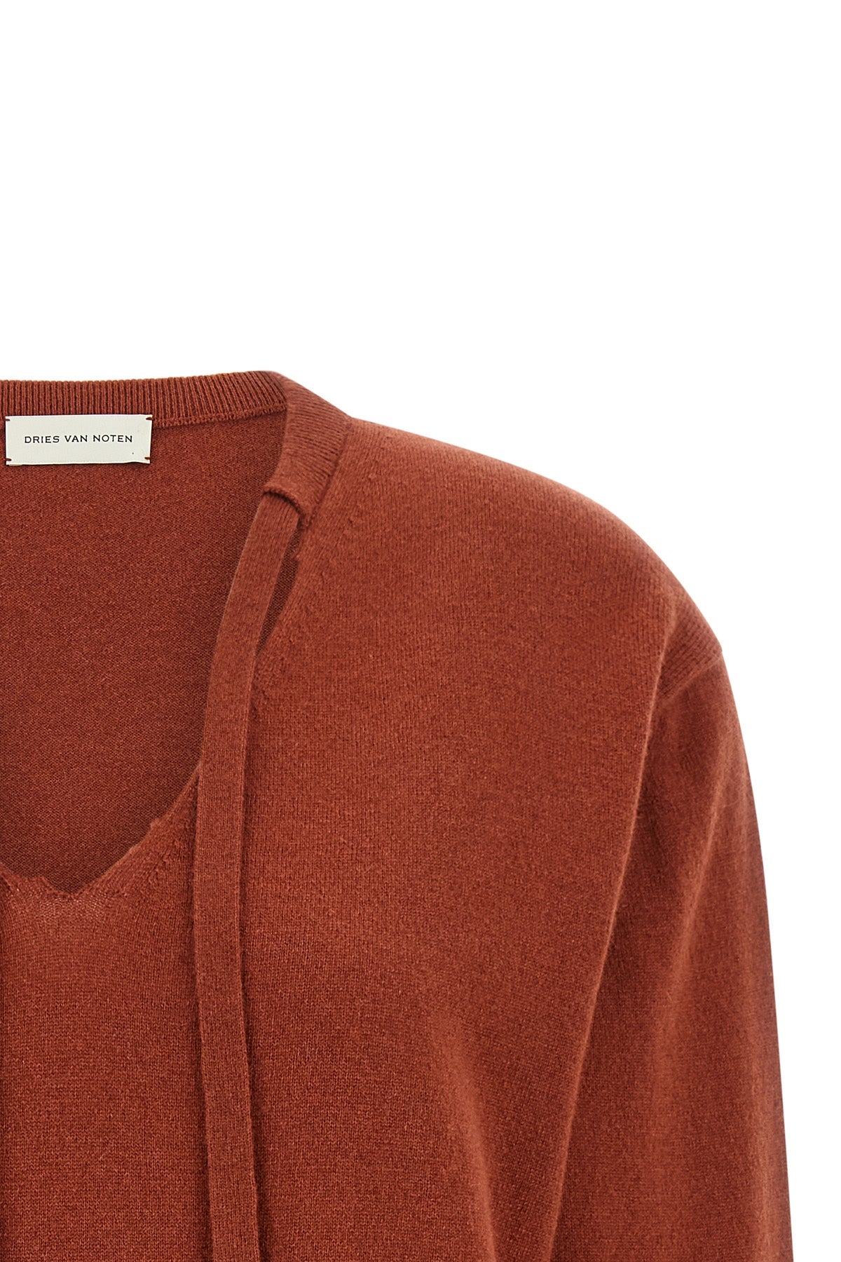 the dries van noten towie pure cashmere sweater redefines the codes of luxury kn