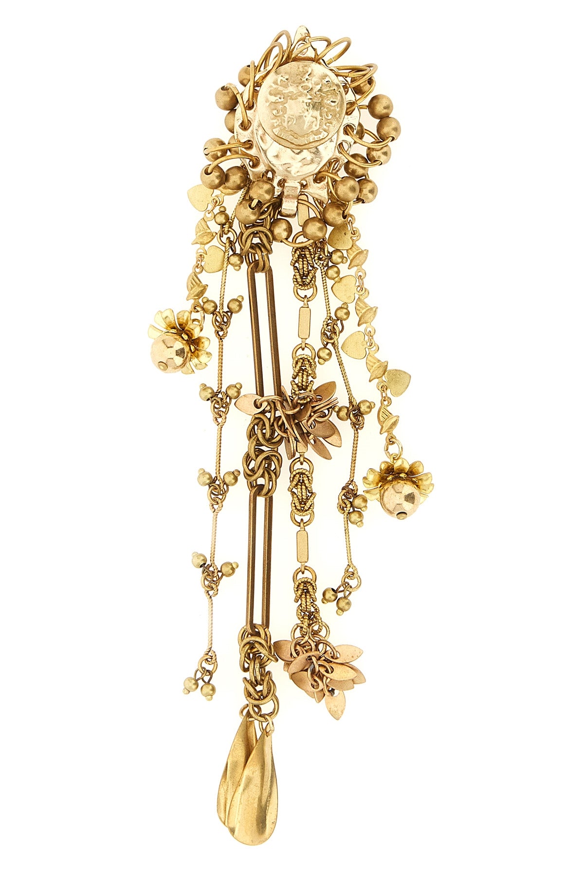 the dries van noten brooch stands out as a masterpiece of meticulous craftsmansh