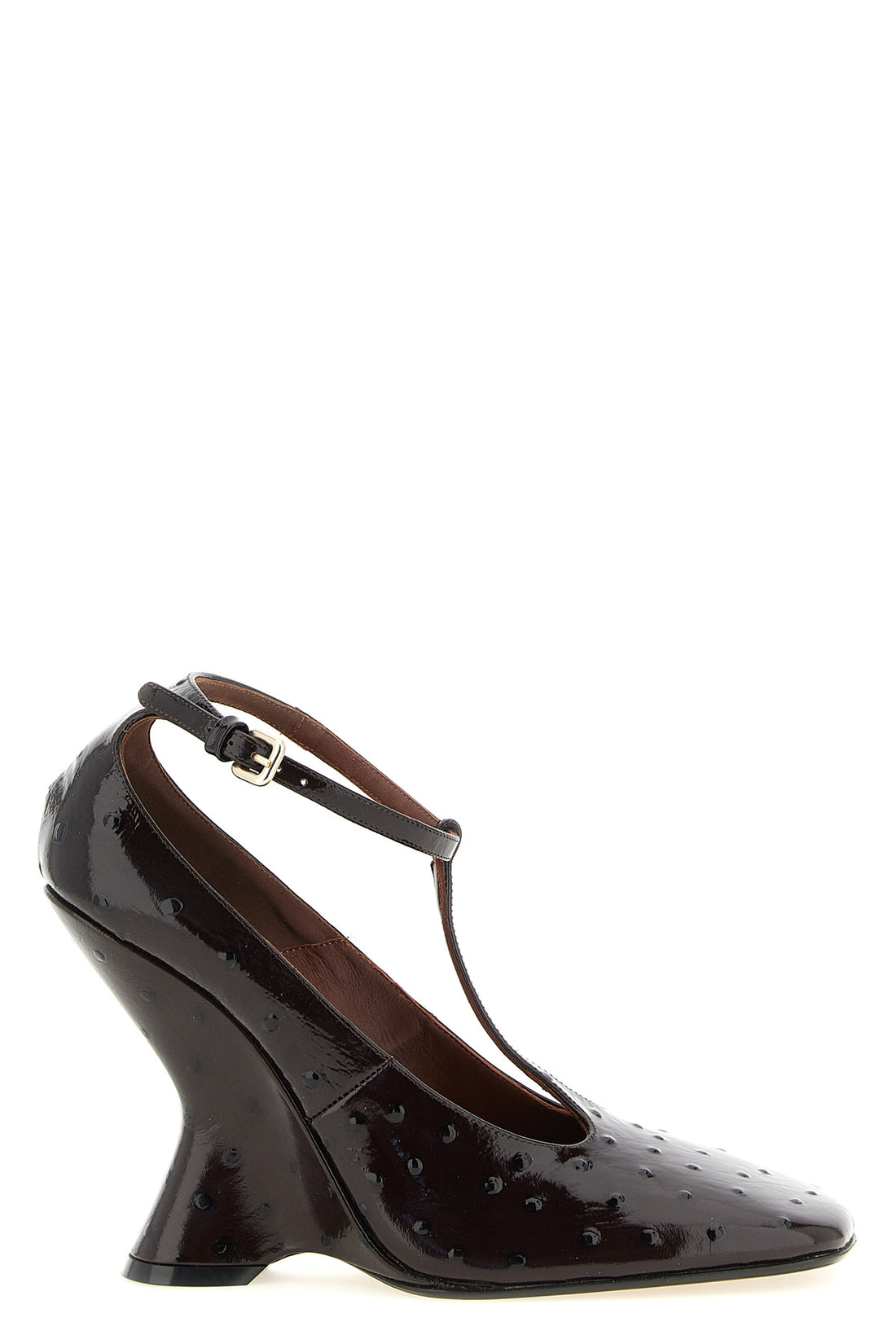 DRIES VAN NOTEN 36 dries van notens décolleté defines a new footwear geometry through a bold and s