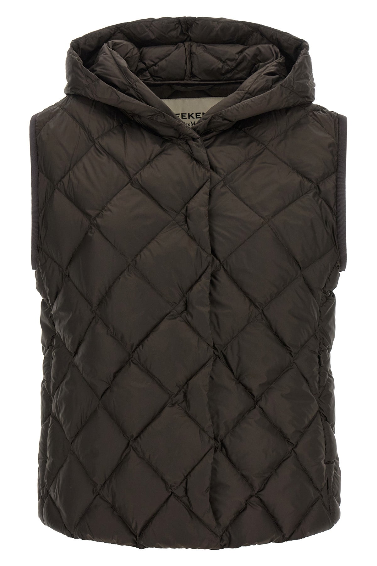 the weekend max mara giochi vest sets a new standard for outerwear through imp