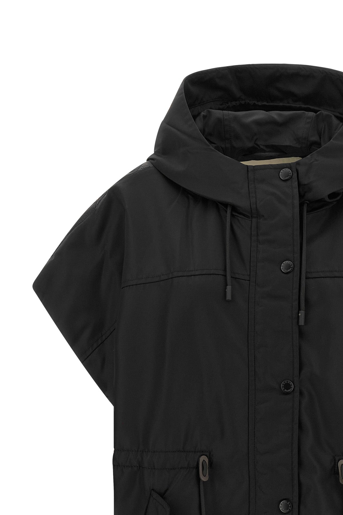 the sleeveless vest weekend max mara wkdorigano redefines the volumes of the out