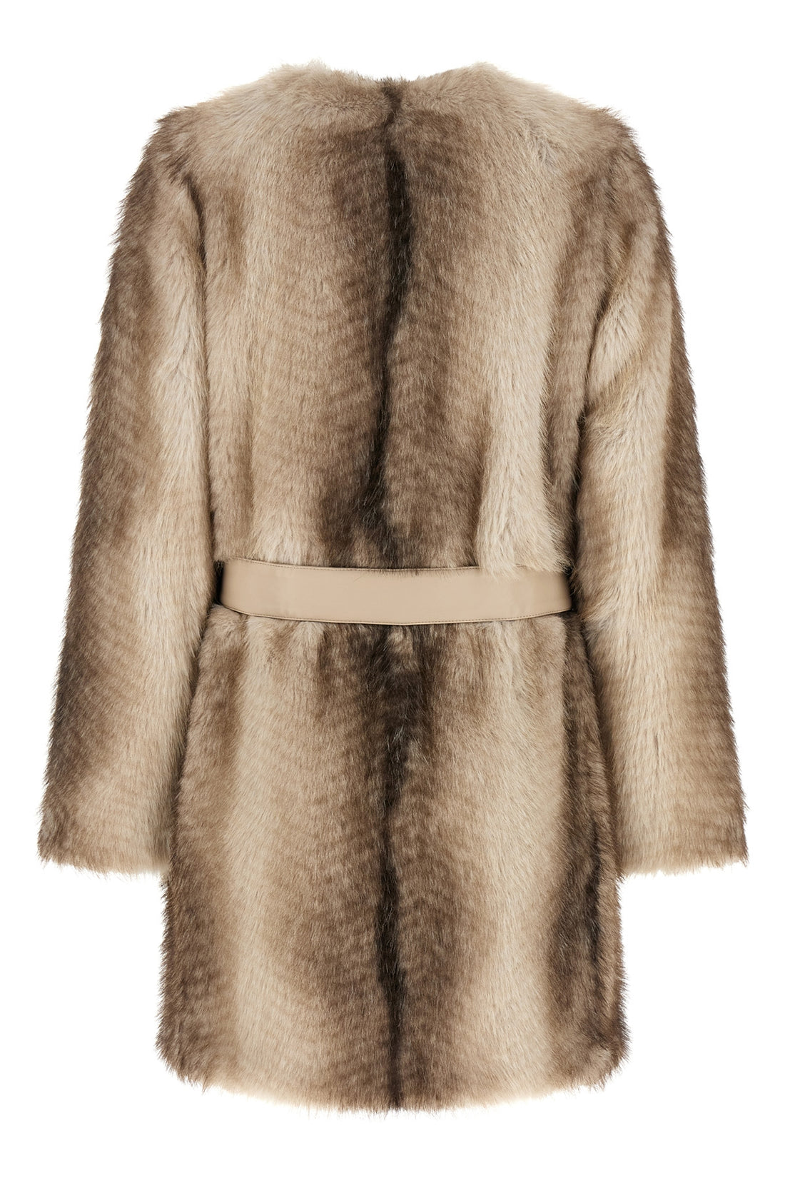 TWIN SET 40 the twinset eco-fur coat redefines the volumes of outerwear through an envelopin
