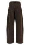 jeans twinset define a contemporary silhouette through a fashionable constructio