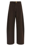 jeans twinset define a contemporary silhouette through a fashionable constructio