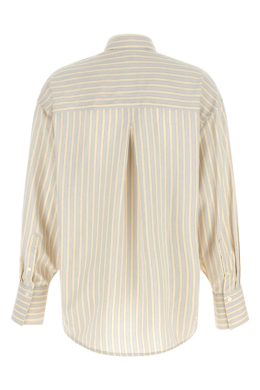 TOTEME 32 the oversized shirt toteme redefines the codes of classic tailoring through scul