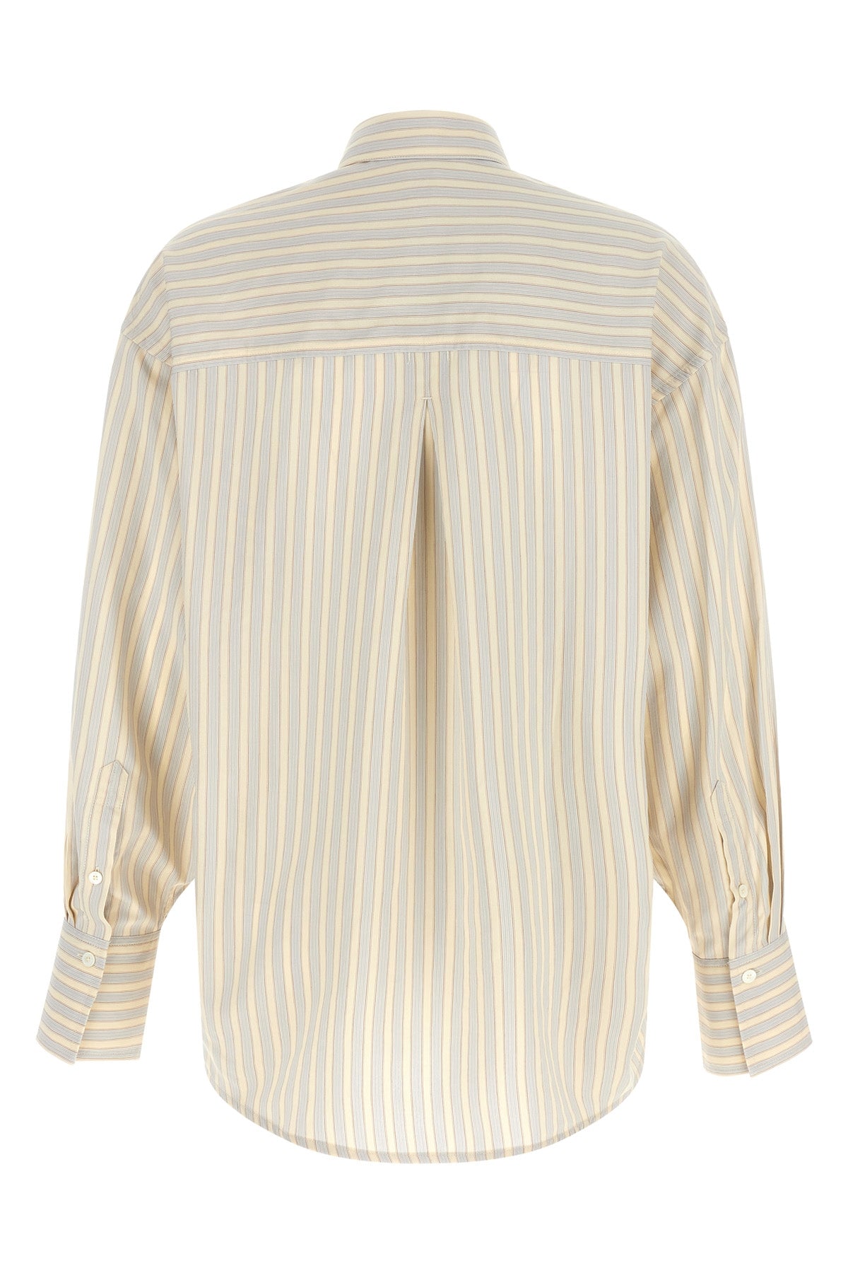the oversized shirt toteme redefines the codes of classic tailoring through scul