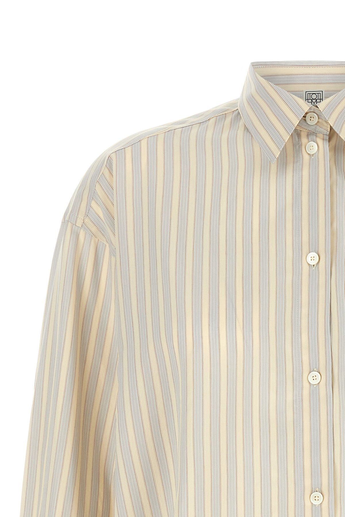 the oversized shirt toteme redefines the codes of classic tailoring through scul