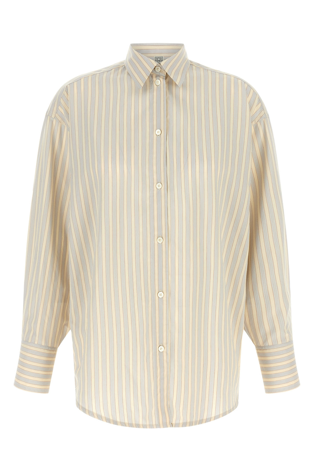 TOTEME 32 the oversized shirt toteme redefines the codes of classic tailoring through scul