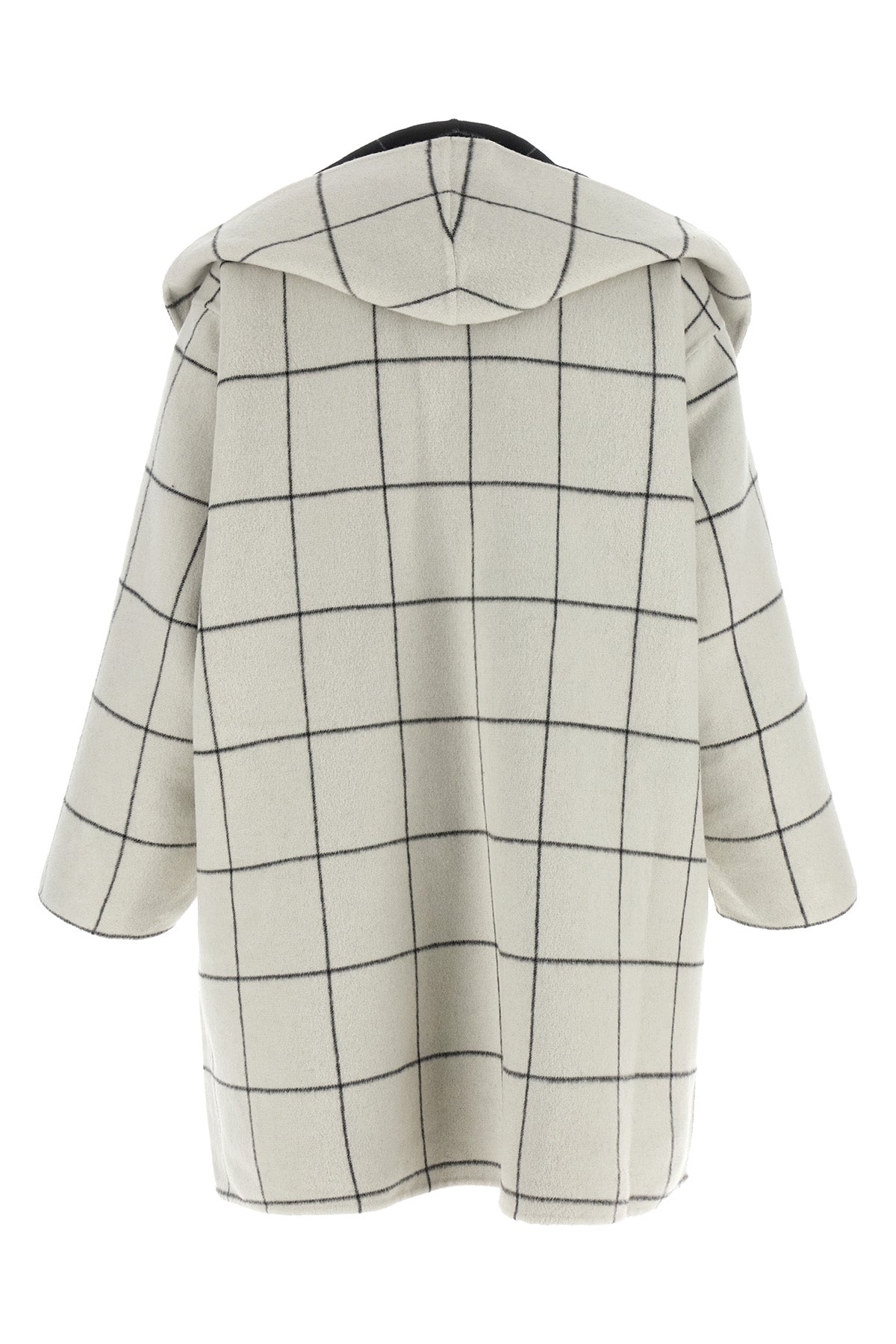 the toteme coat is structured in pure wool