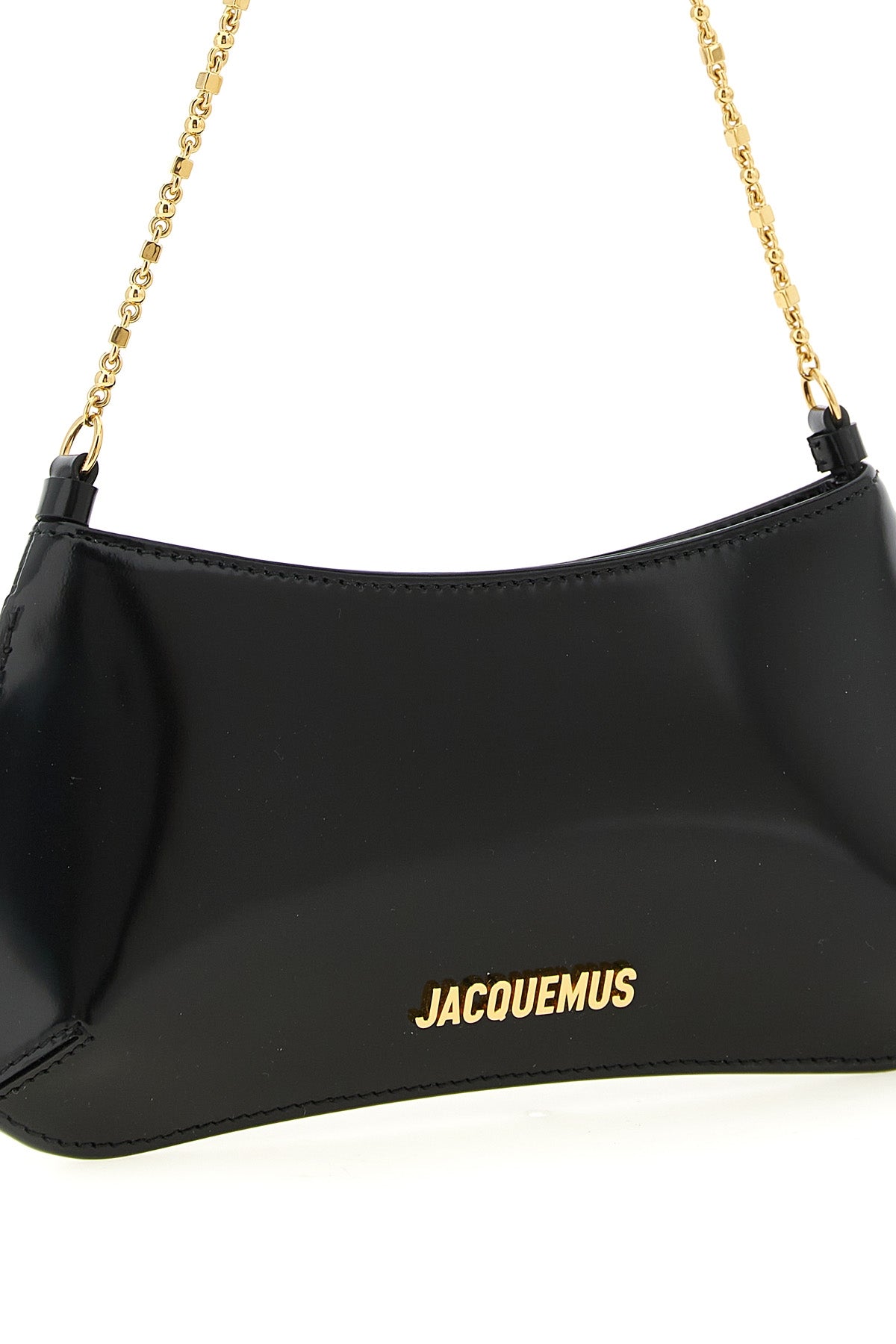 the jacquemus le petit bisou chaîne shoulder bag is made of fine brushed calf