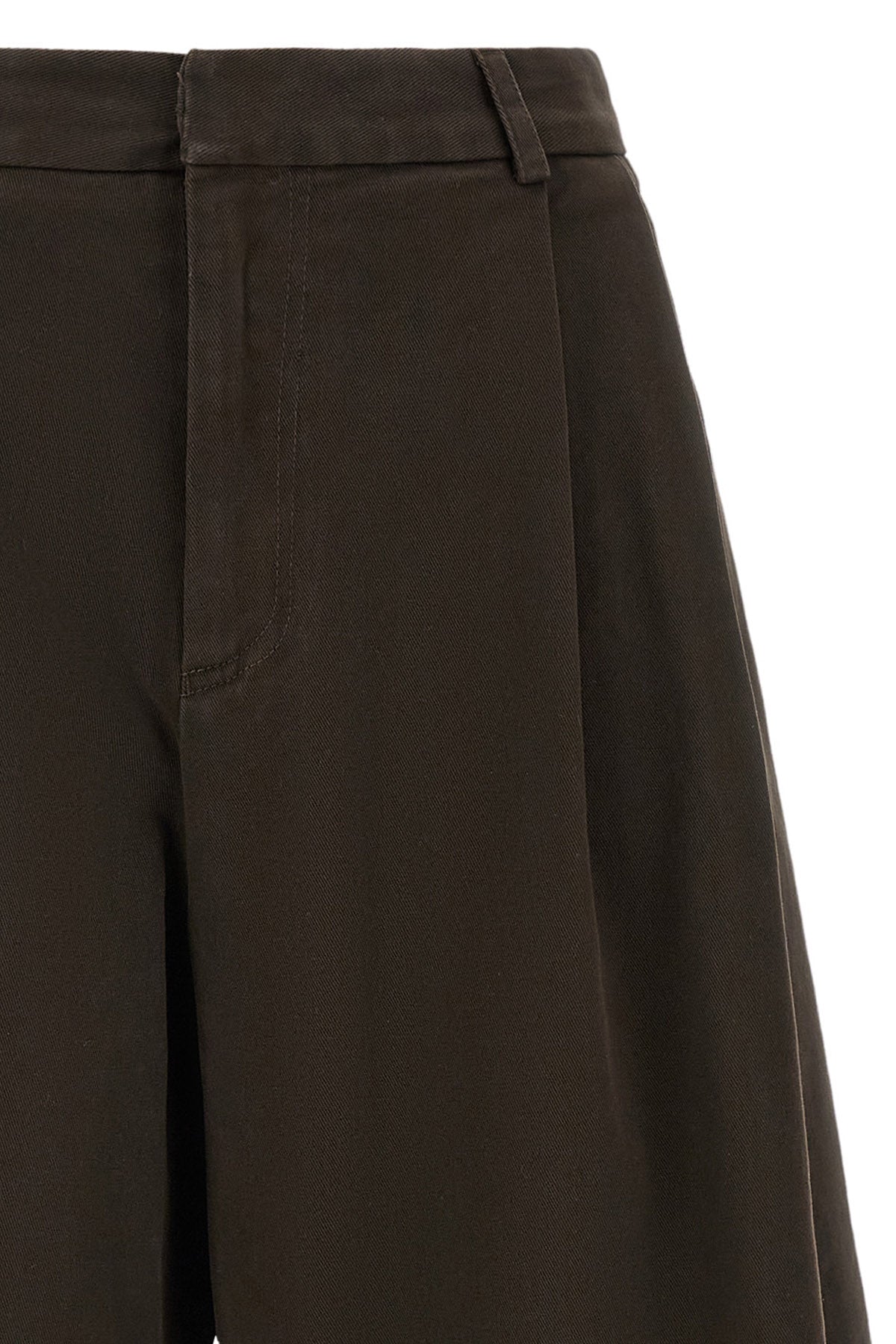 tela lake bermuda shorts redefine the volumes of the daily wardrobe through a wi