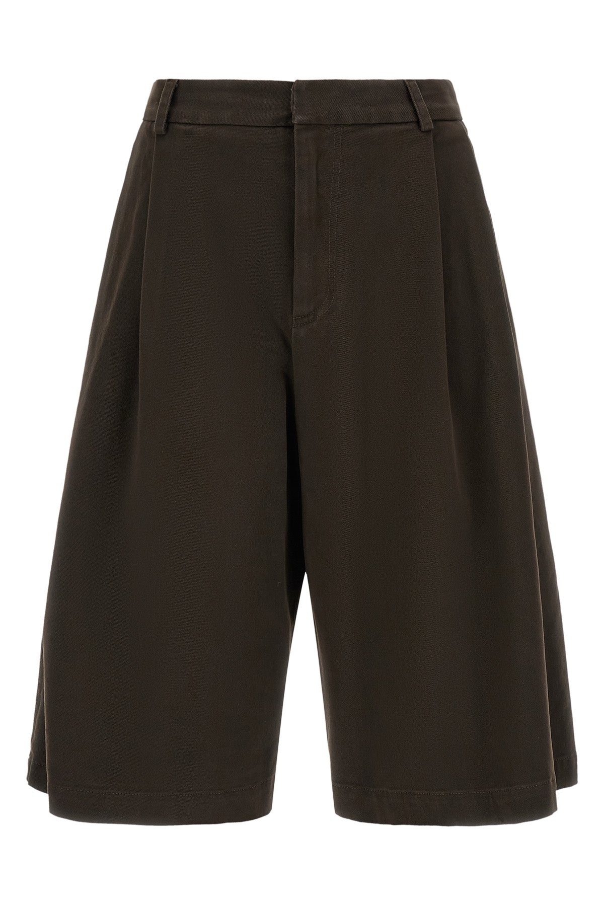 tela lake bermuda shorts redefine the volumes of the daily wardrobe through a wi