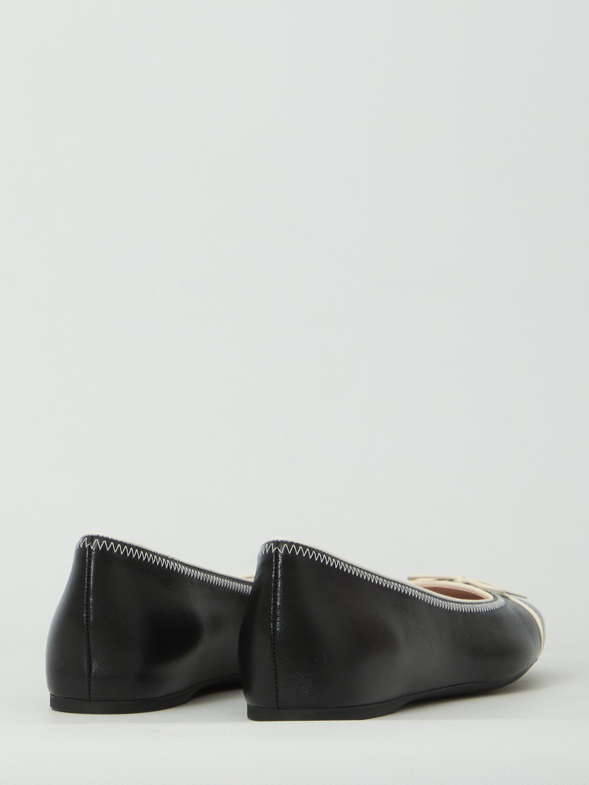 vlogo signature ballet flats