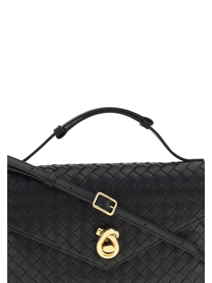 knot lock shoulder bag