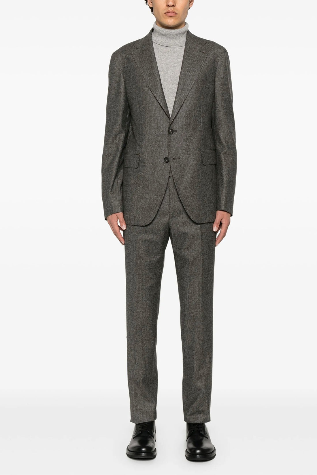 TAGLIATORE 52 vesuvio super 110s wool suit