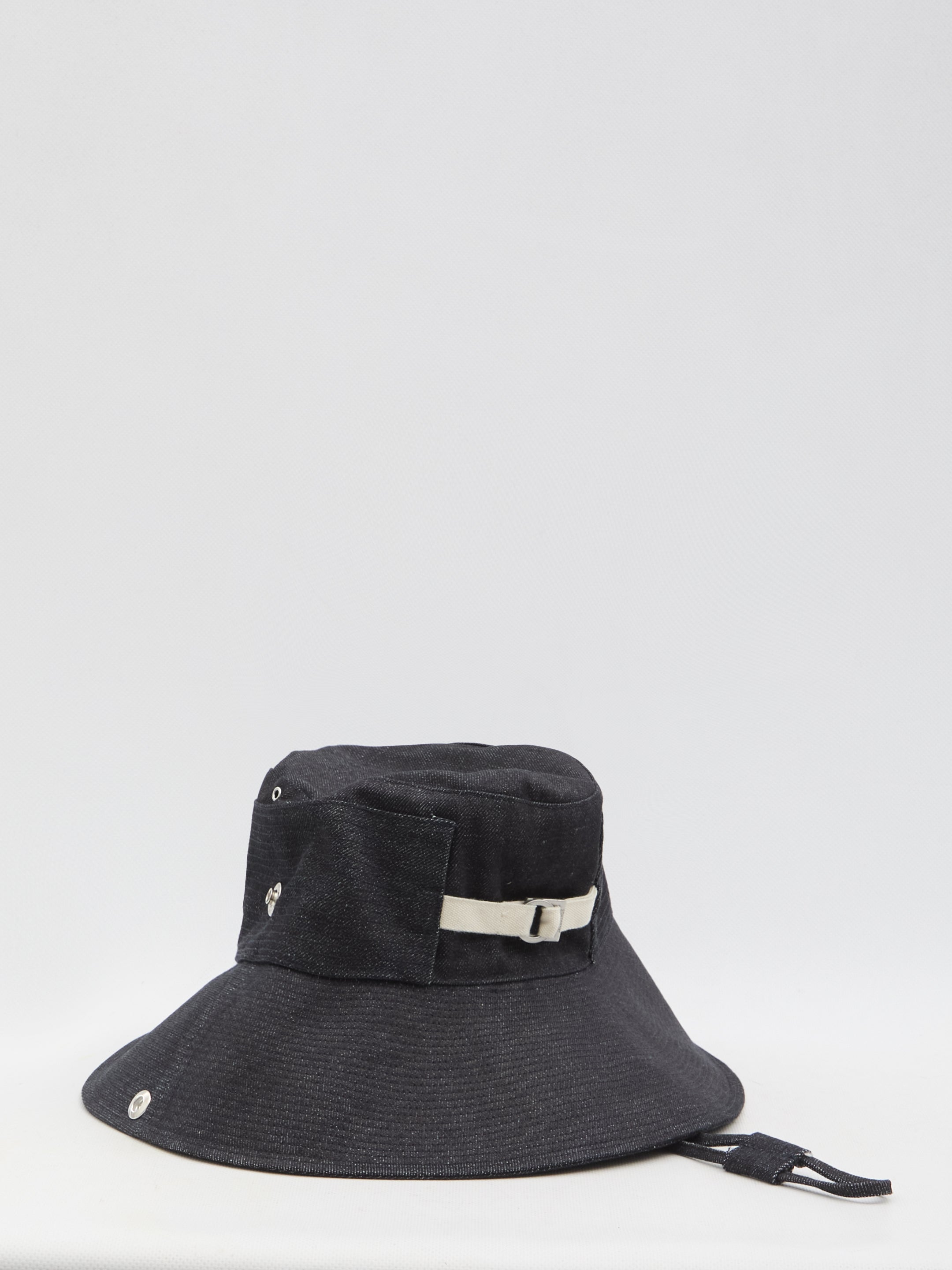 JACQUEMUS 58 de-nimes bucket hat