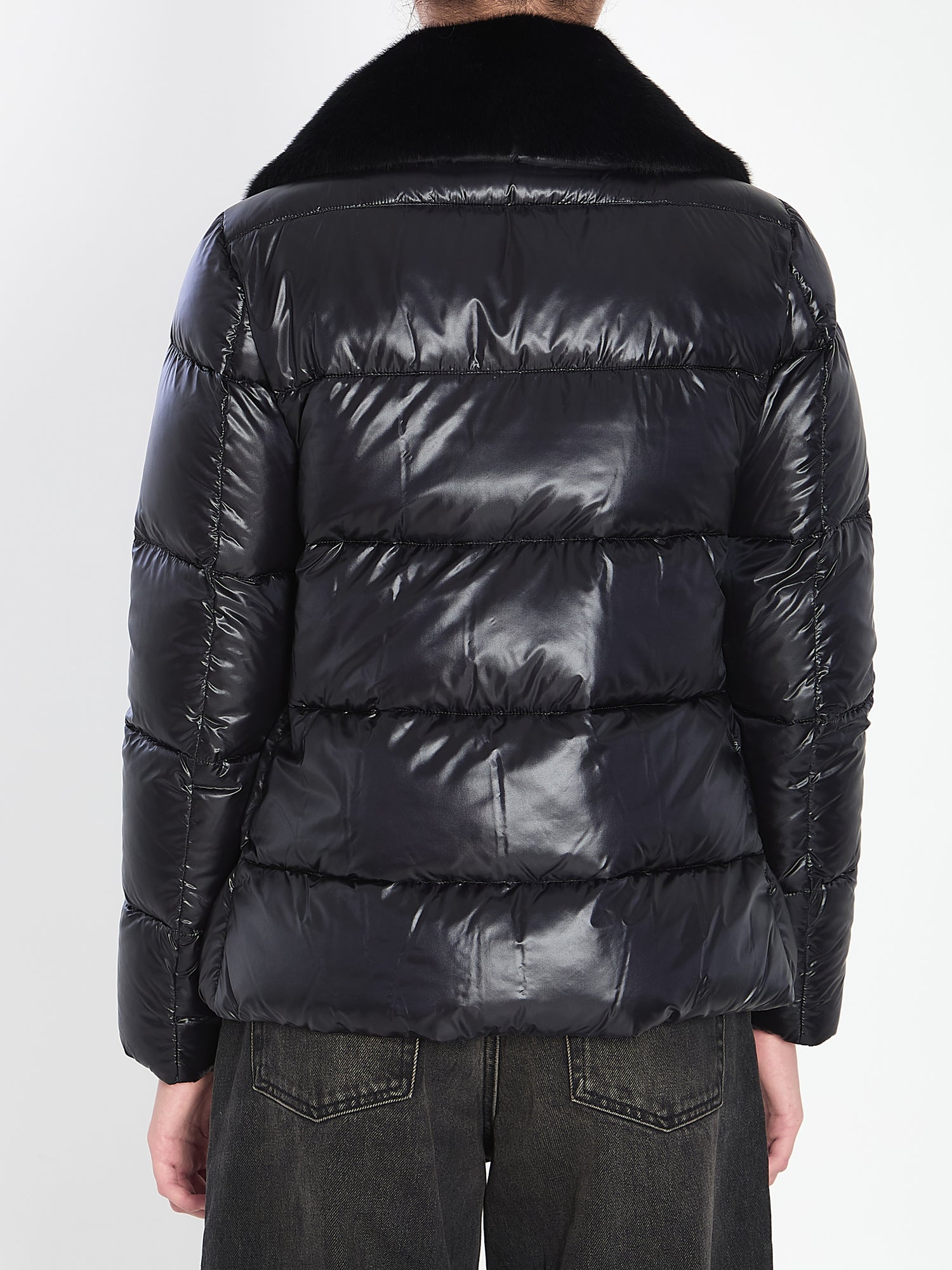 HERNO 40 light puffer with collar fur 