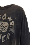 the second/layer long-sleeved t-shirt