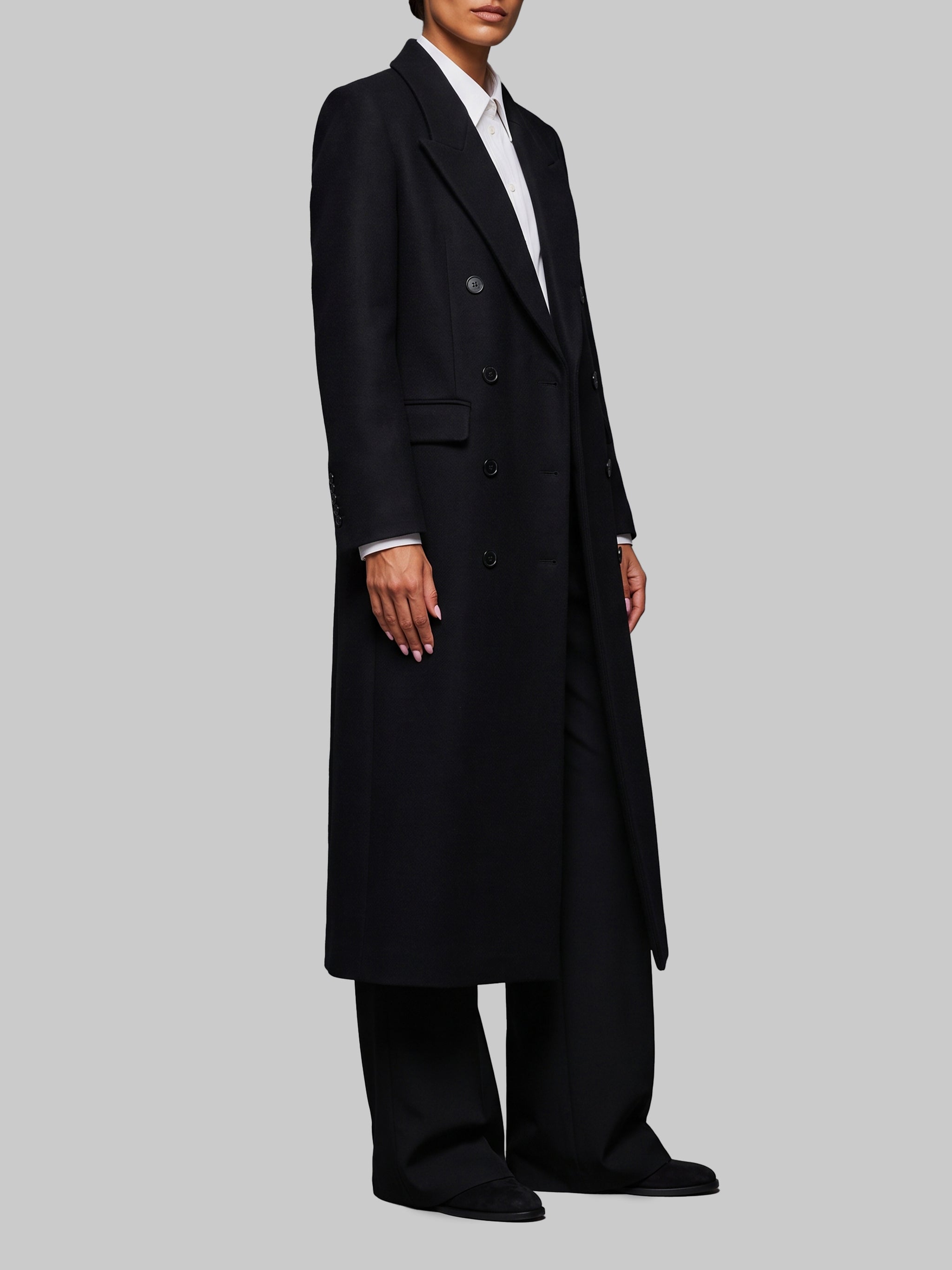 black iochloris coat