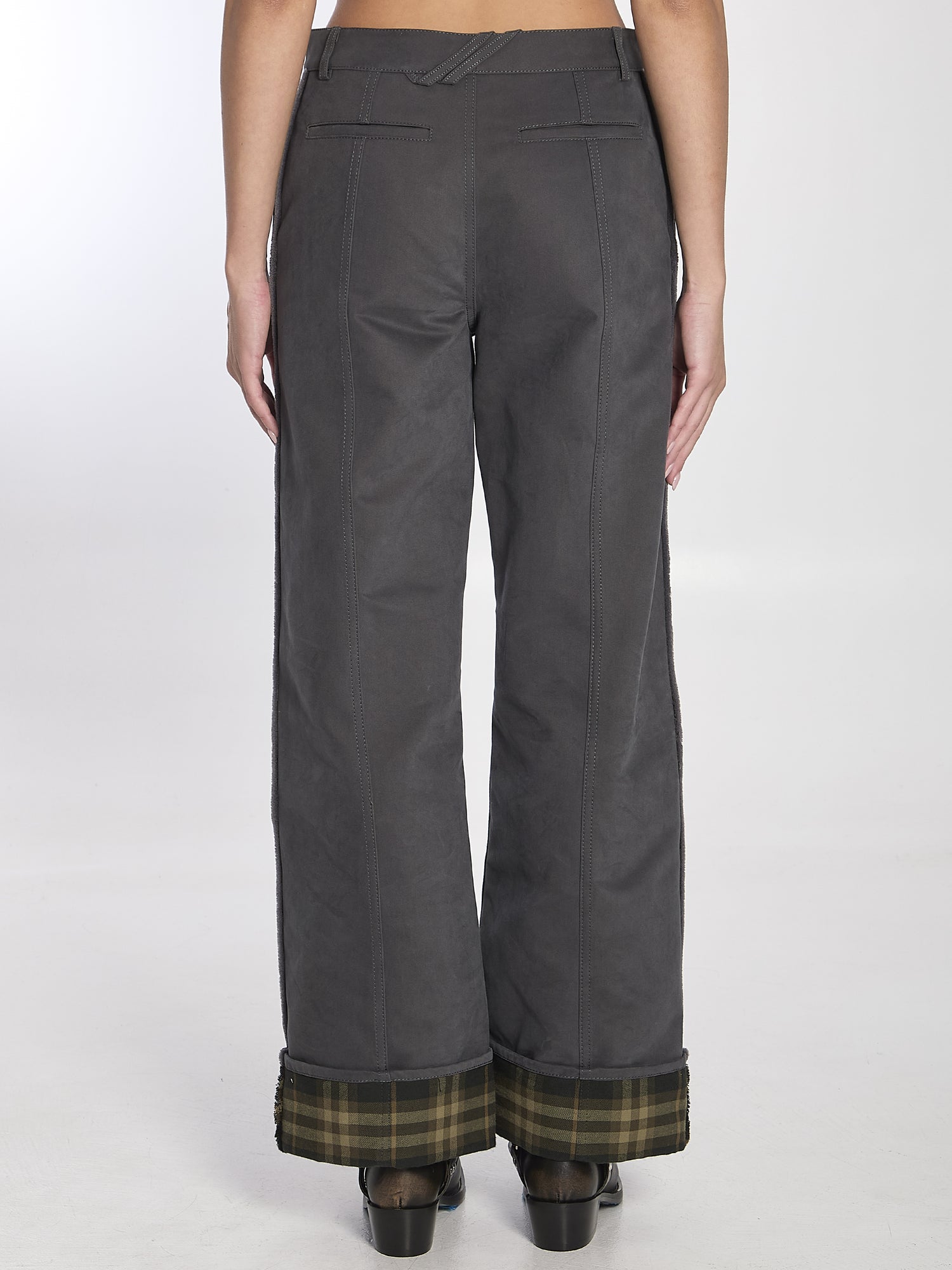 BURBERRY 6 trousers in cotton and nylon