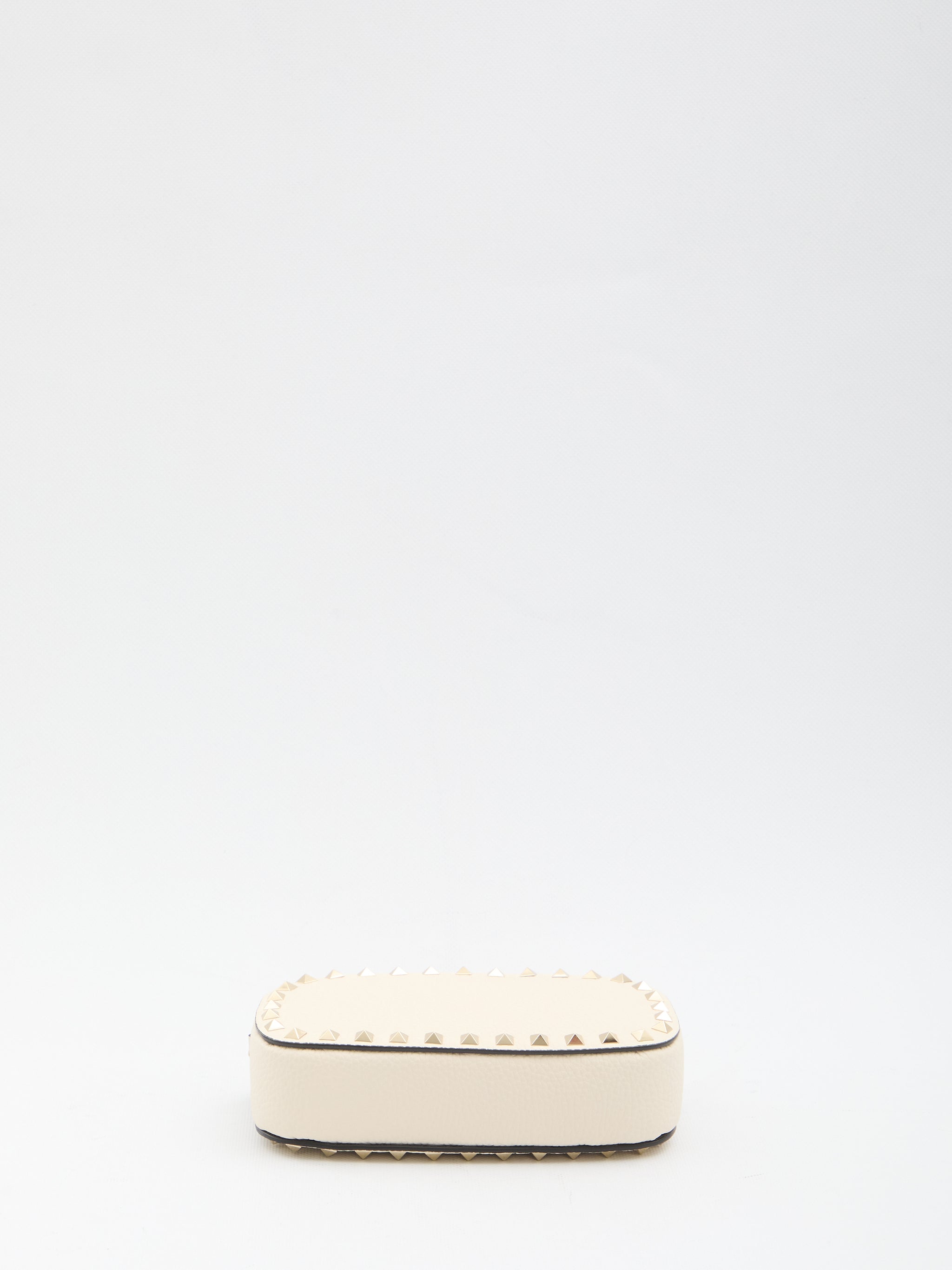 oval rockstud bag