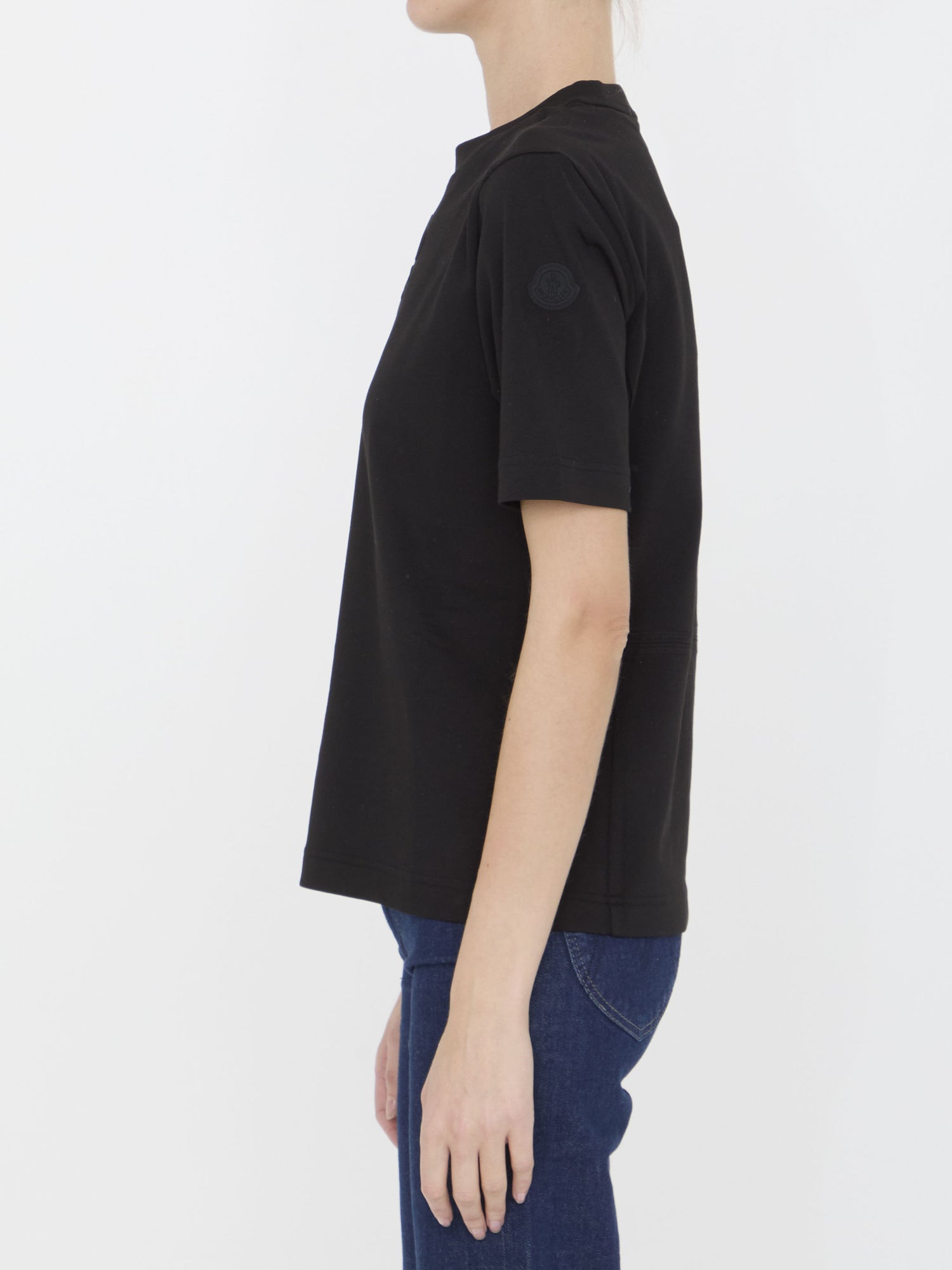 MONCLER XS logo t-shirt