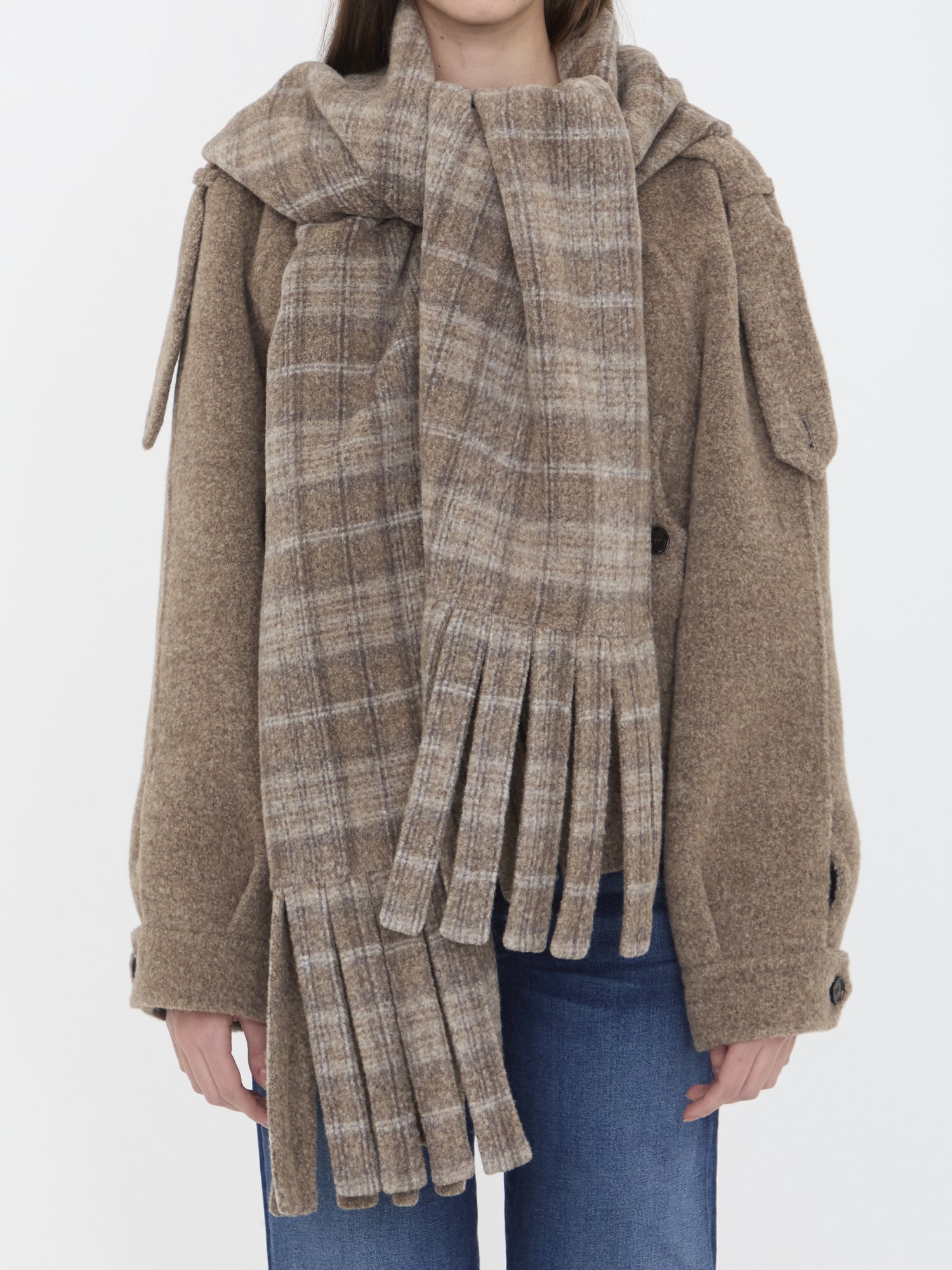 BURBERRY 8 wool-blend jacket with scarf