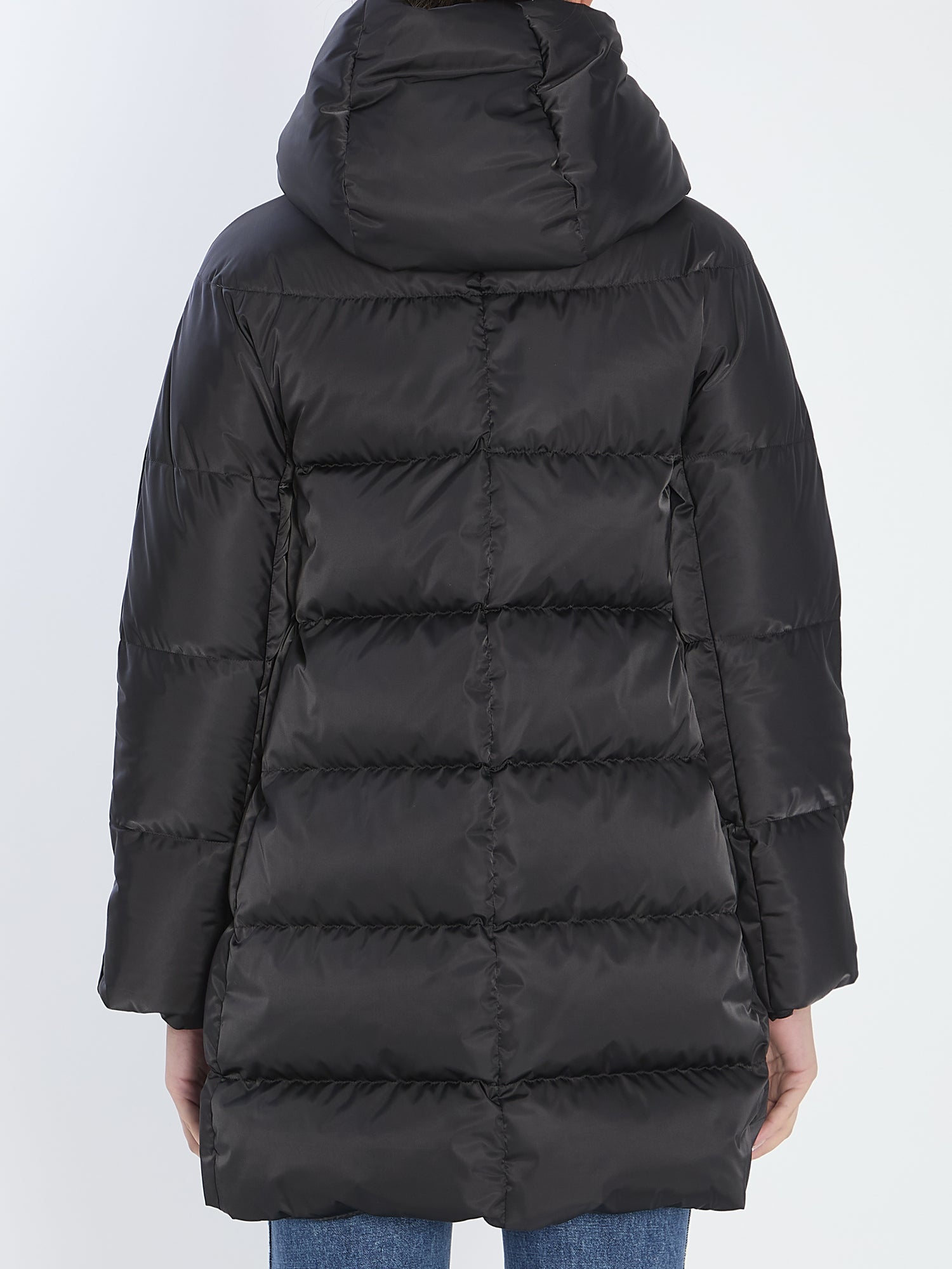 HERNO 38 a-shape puffer jacket 