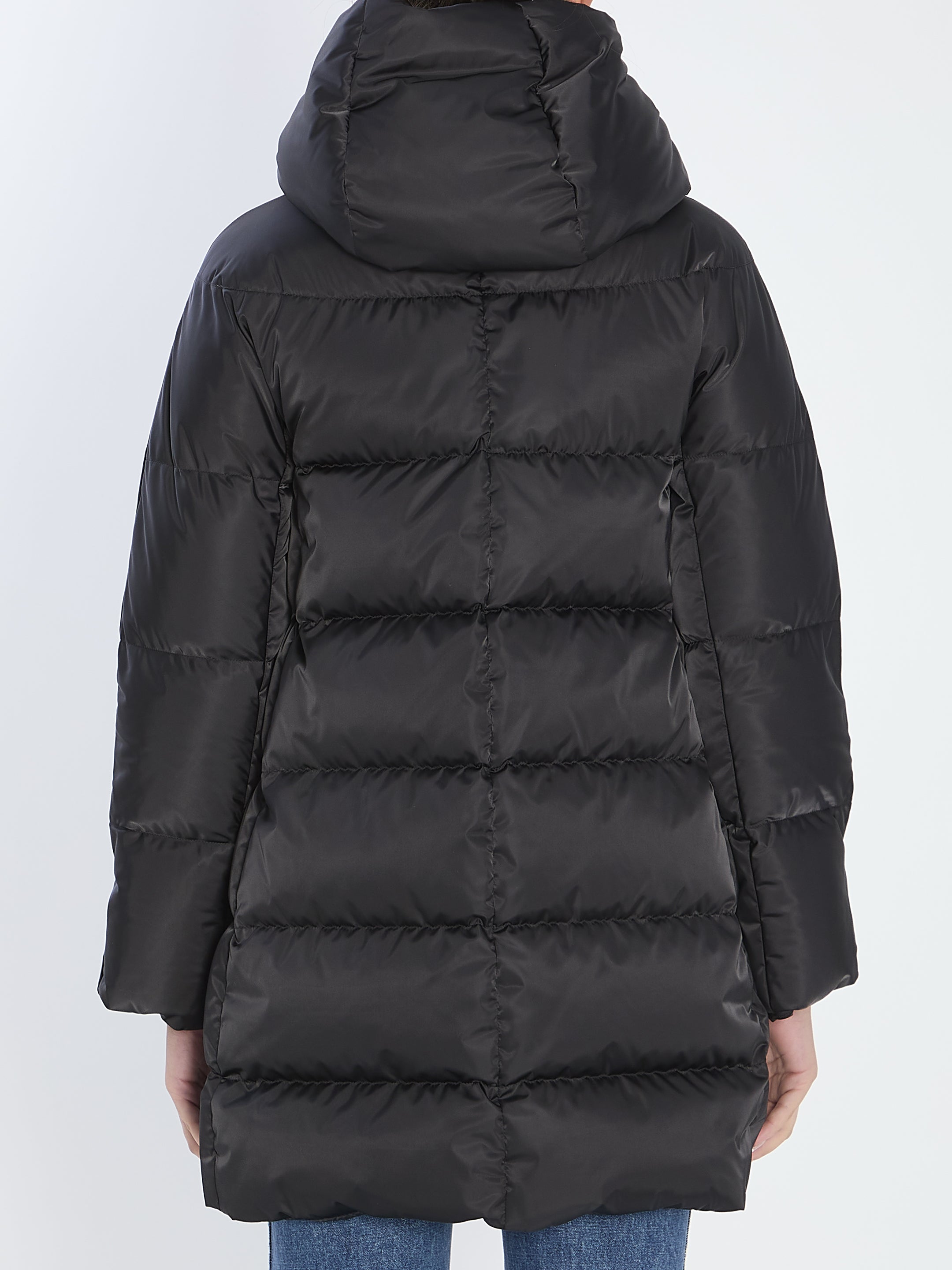 HERNO 38 a-shape puffer jacket 