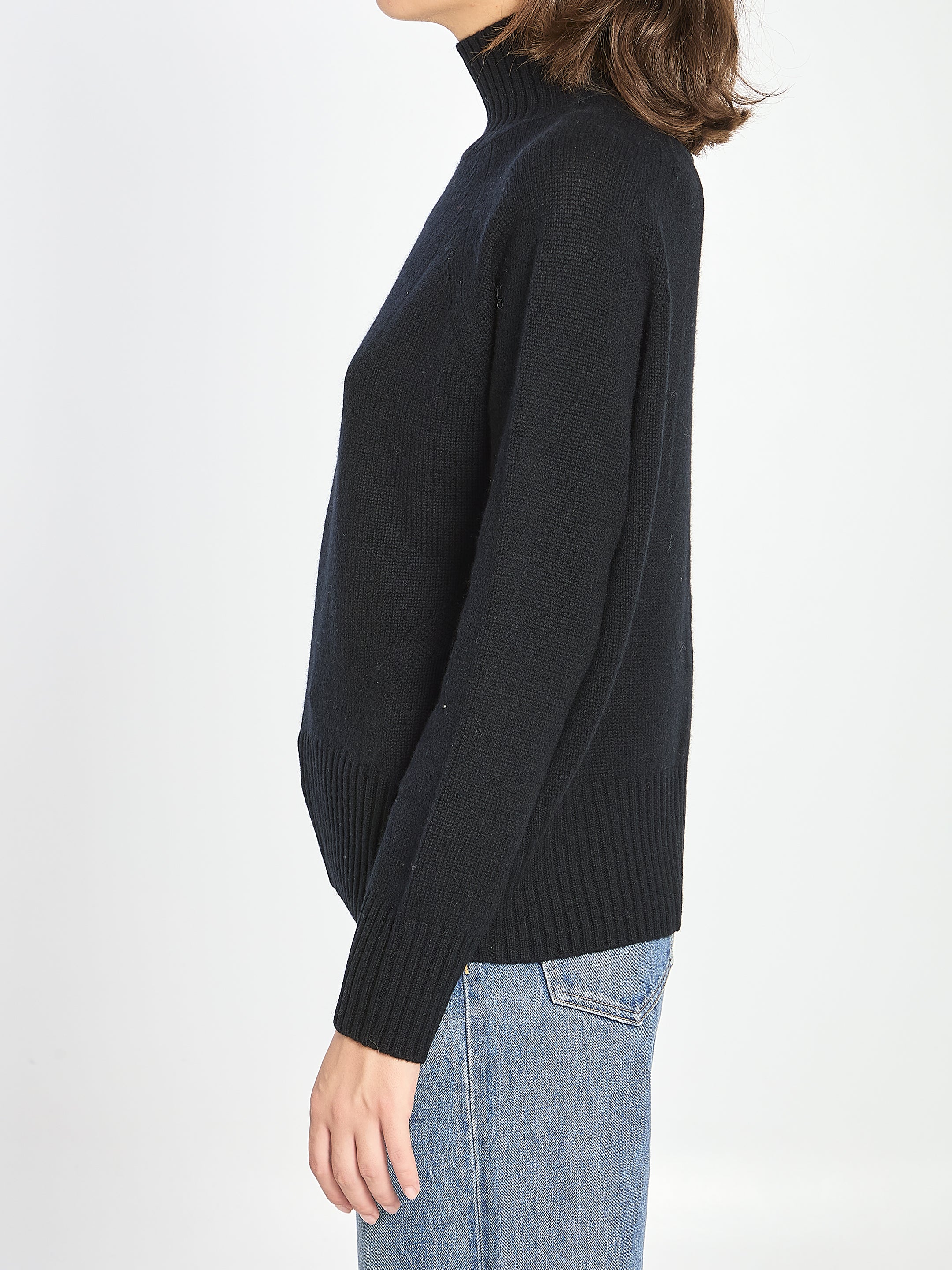 ALLUDE S turtleneck in wool and cashmere 