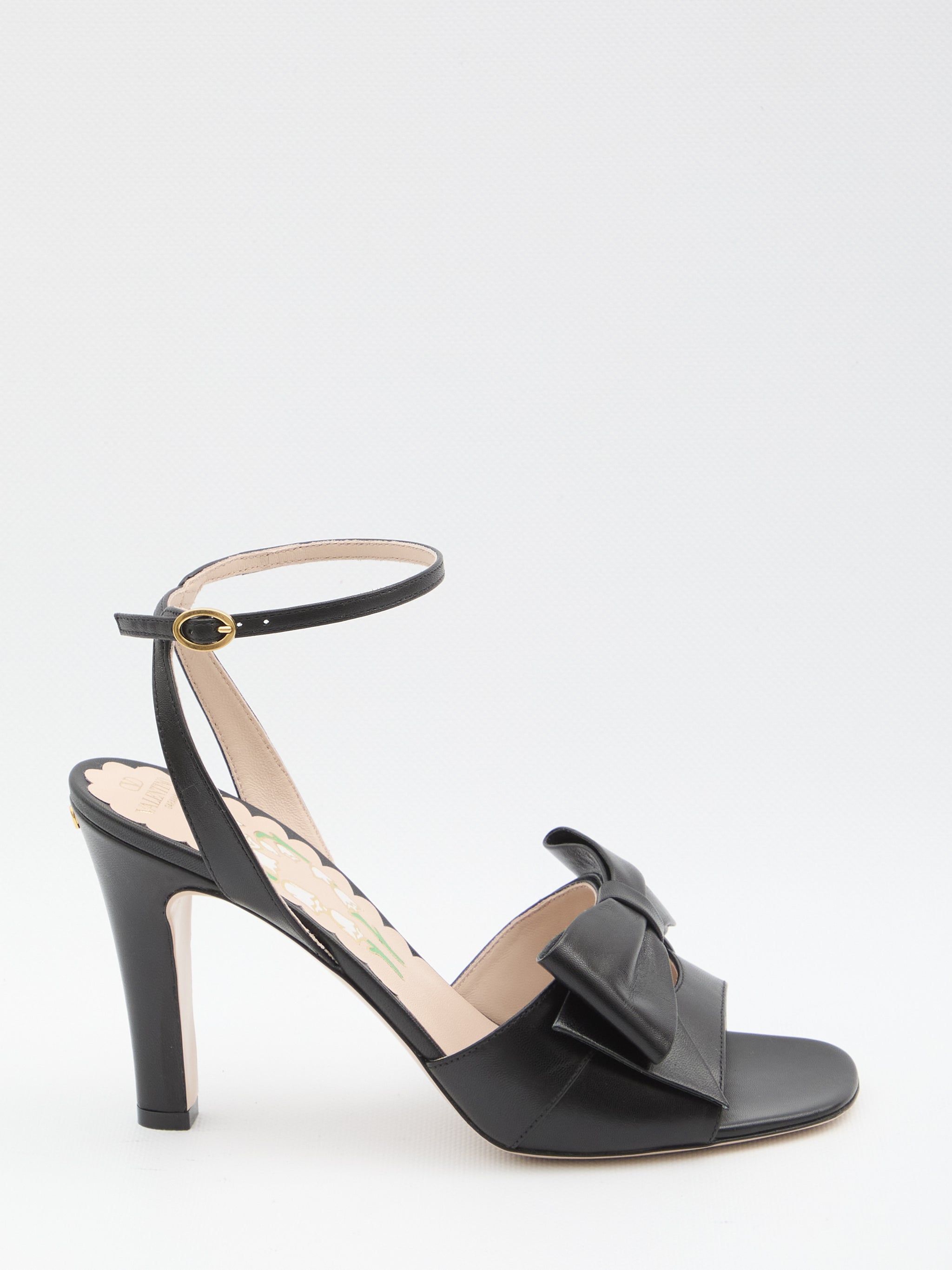 décolleté bowow slingback