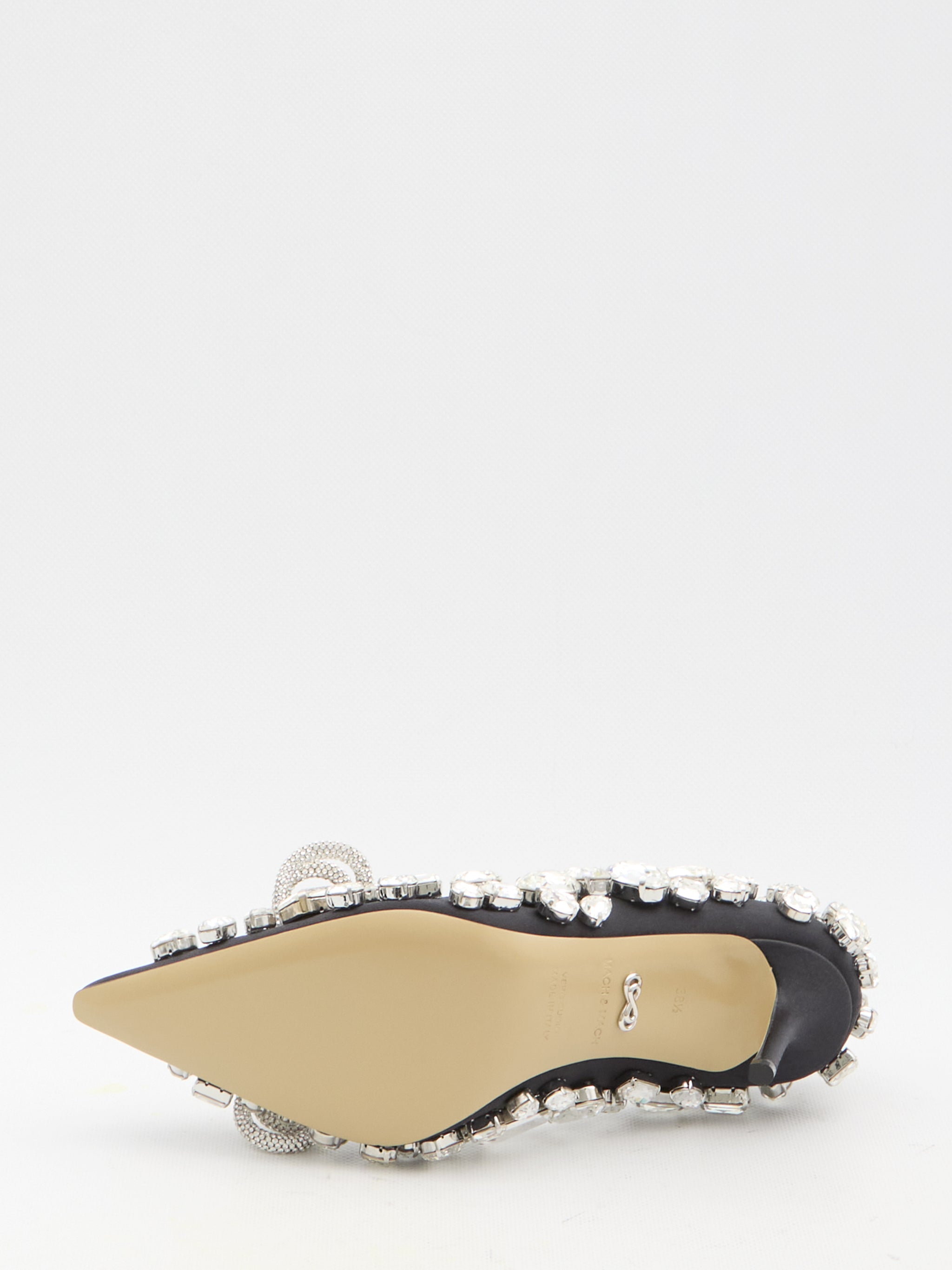 double bow pumps