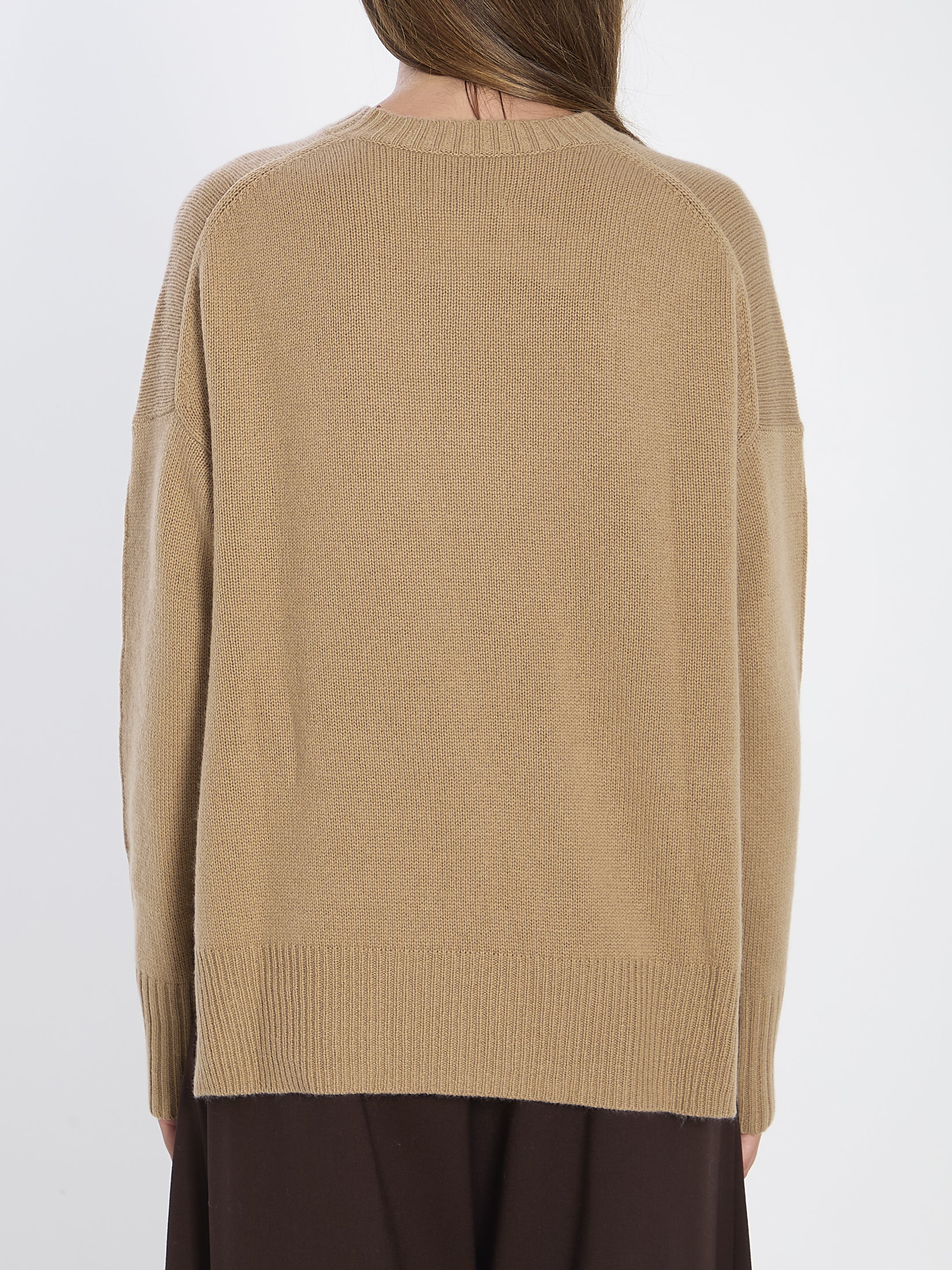 ALLUDE M cashmere sweater