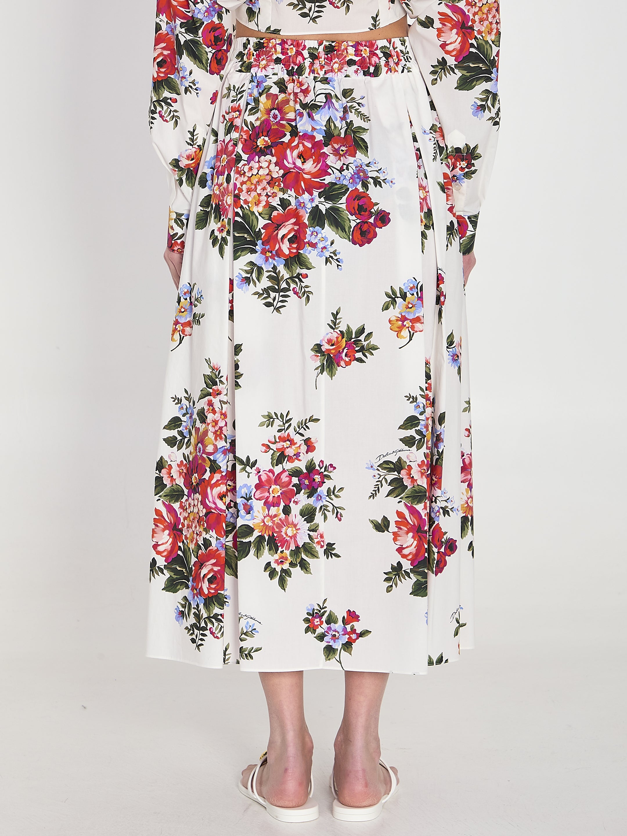 DOLCE&amp;GABBANA 40 long skirt with a floral print