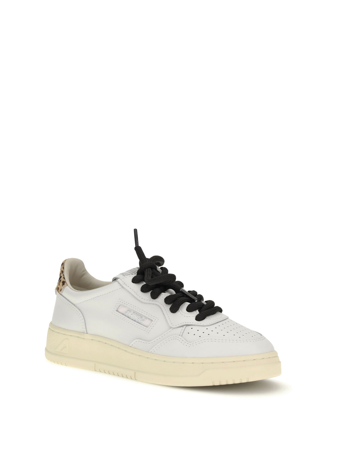AUTRY 36 medalist low leather sneakers