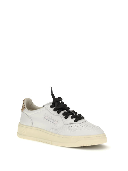 AUTRY 36 medalist low leather sneakers
