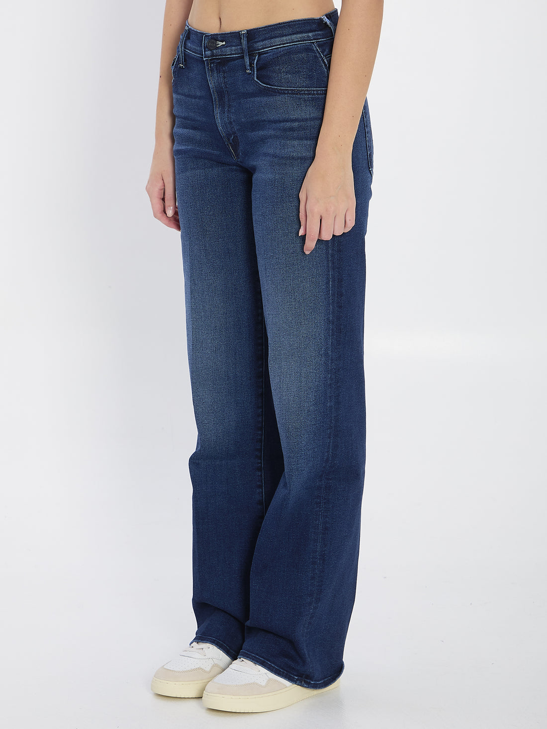 MOTHER 24 the mid rise maven sneak denim pants 