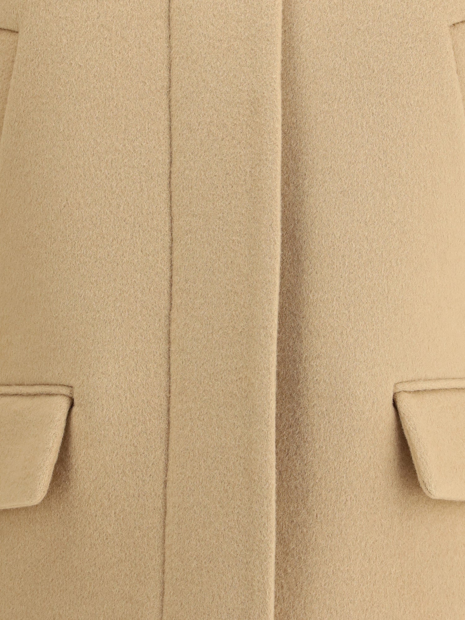 GUCCI 40 zipped wool caban