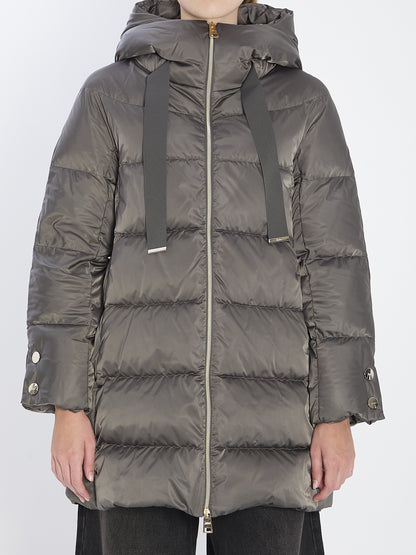 HERNO 38 a-shape puffer jacket 