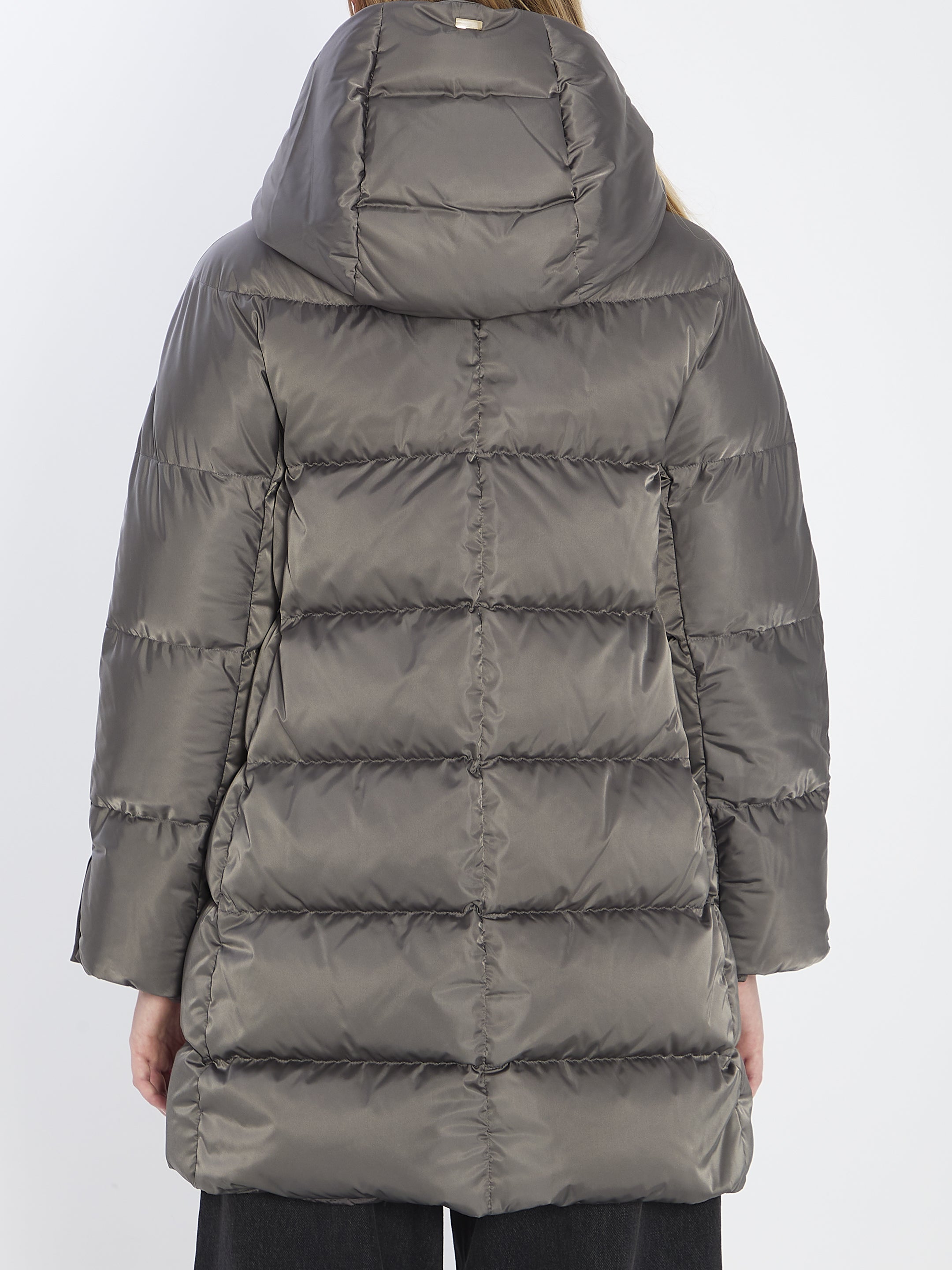 HERNO 38 a-shape puffer jacket 