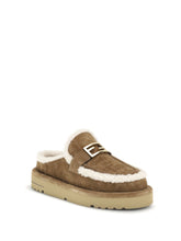 FENDI 36 après chic sheepskin mules