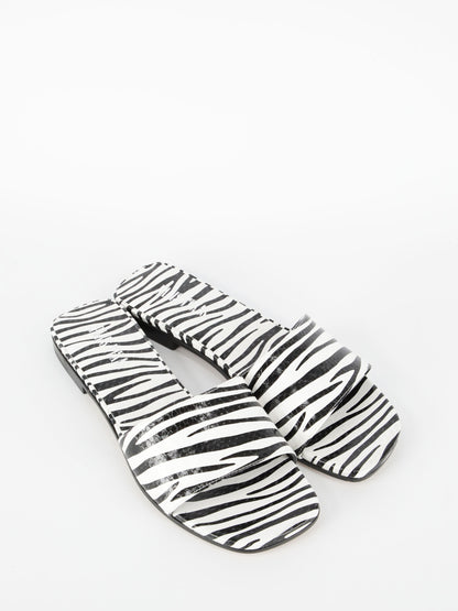 PARIS TEXAS 36 zebra-print flat sandals