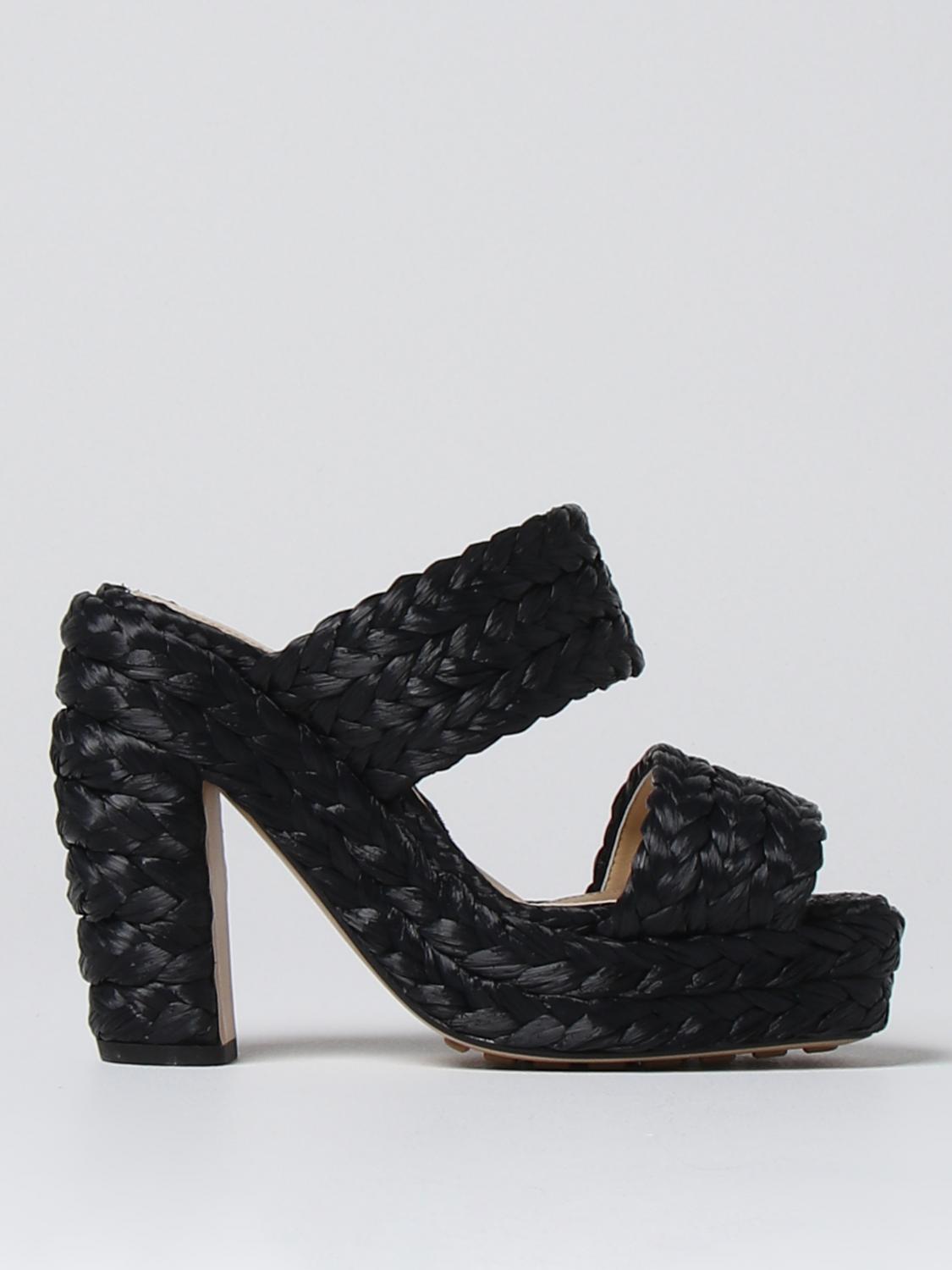 BOTTEGA VENETA 38 sandal in woven raffia