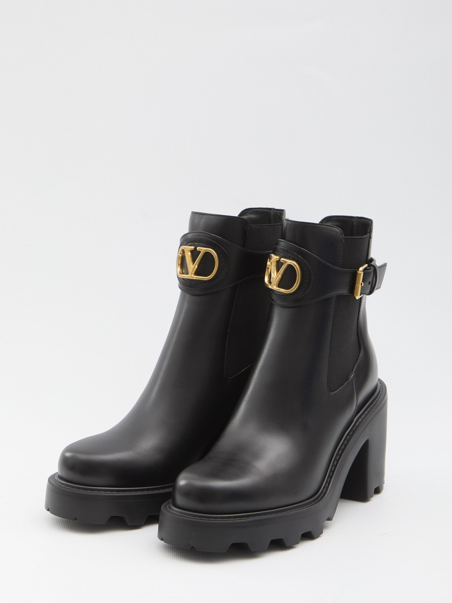 VALENTINO GARAVANI 36 beatle vlogo signature boots 