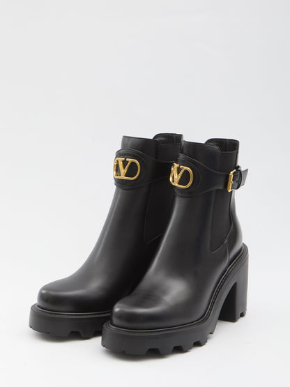 VALENTINO GARAVANI 36 beatle vlogo signature boots 