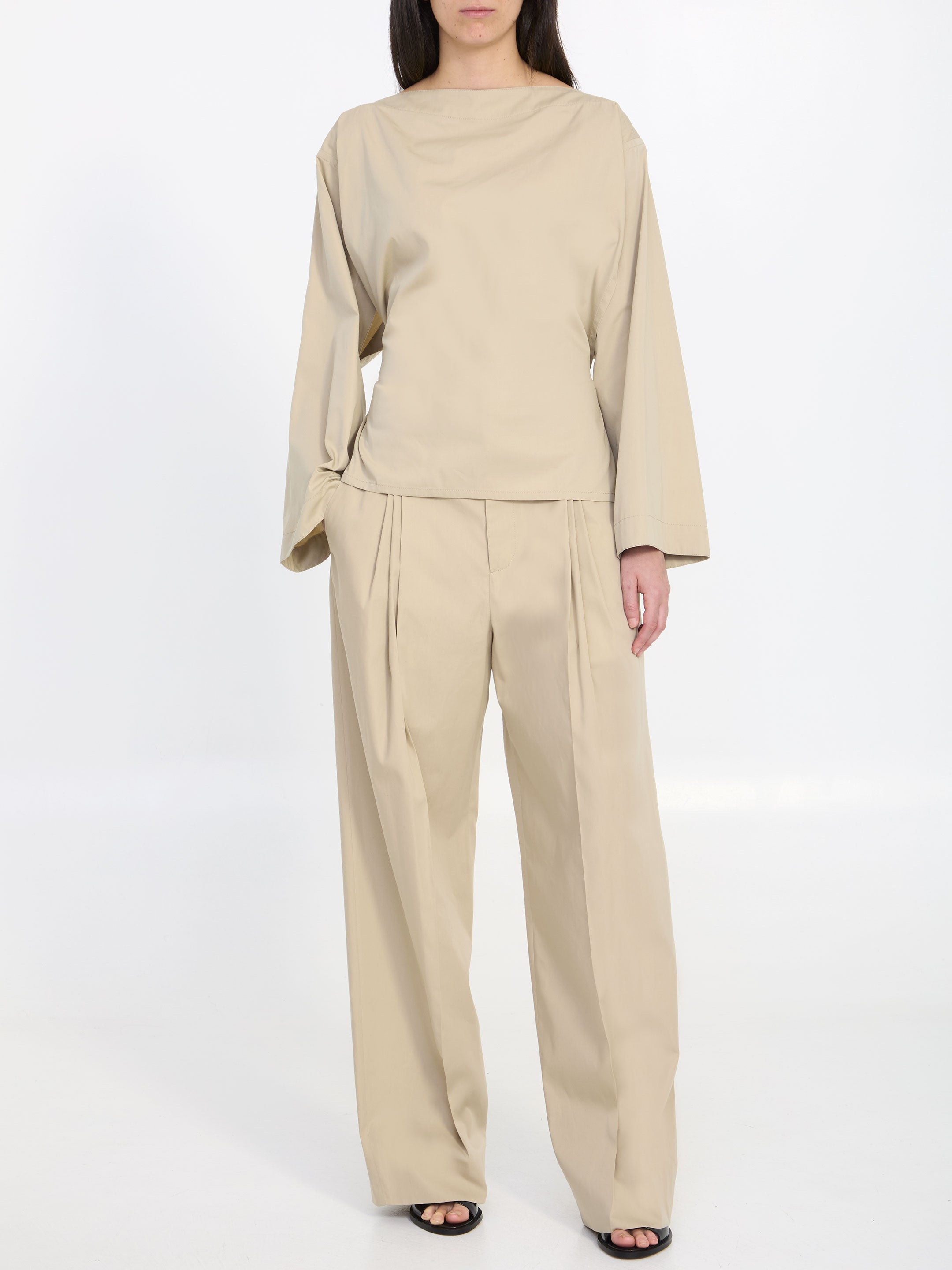BOTTEGA VENETA 42 pleated pants