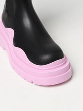 BOTTEGA VENETA 37 tire leather boots