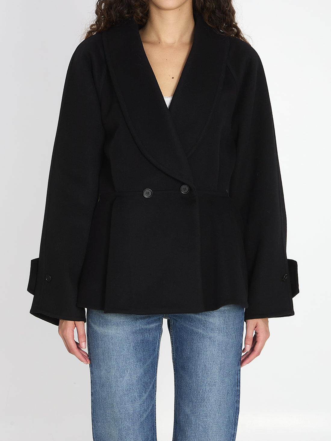 CHLOE 36 short coat with ruffles