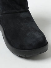 BOTTEGA VENETA 35 snap ankle boots in suede
