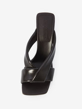 BOTTEGA VENETA 39 brown riva mule sandals